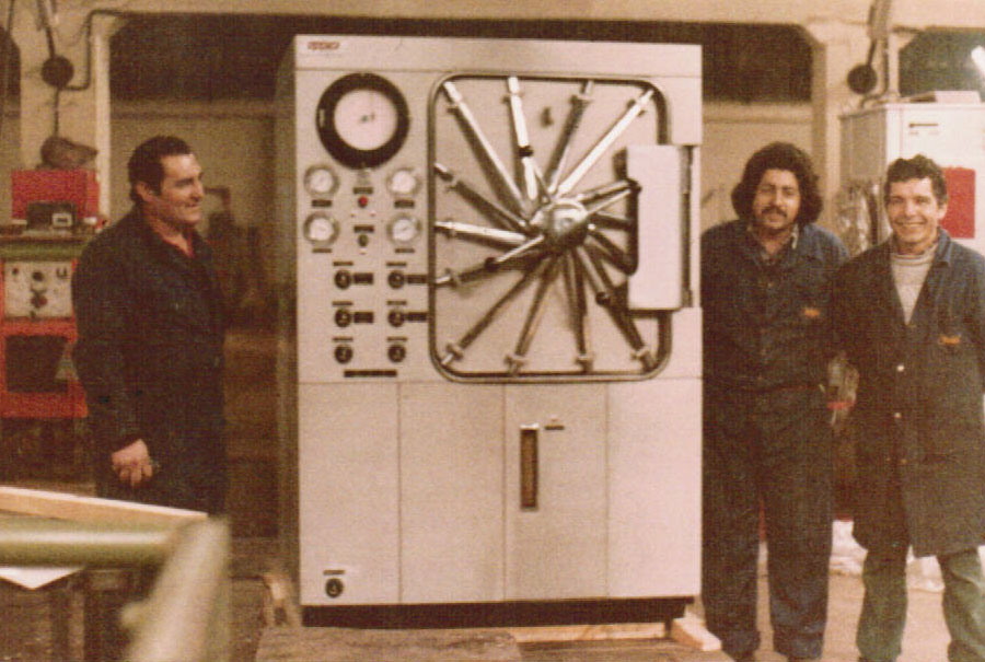 Oppici Oppici, el desafío de la fabricación de dispositivos médicos en Chile 1 Oppici AUTOCLAVE PERSONAL 1